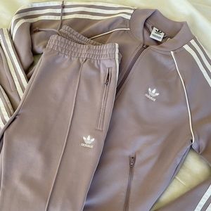 Adidas Womens lilac tracksuit Size small jacket & pants (Brand New Never Worn)